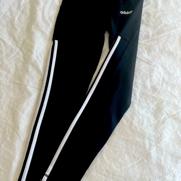 Adidas legging - Picture 2 of 4